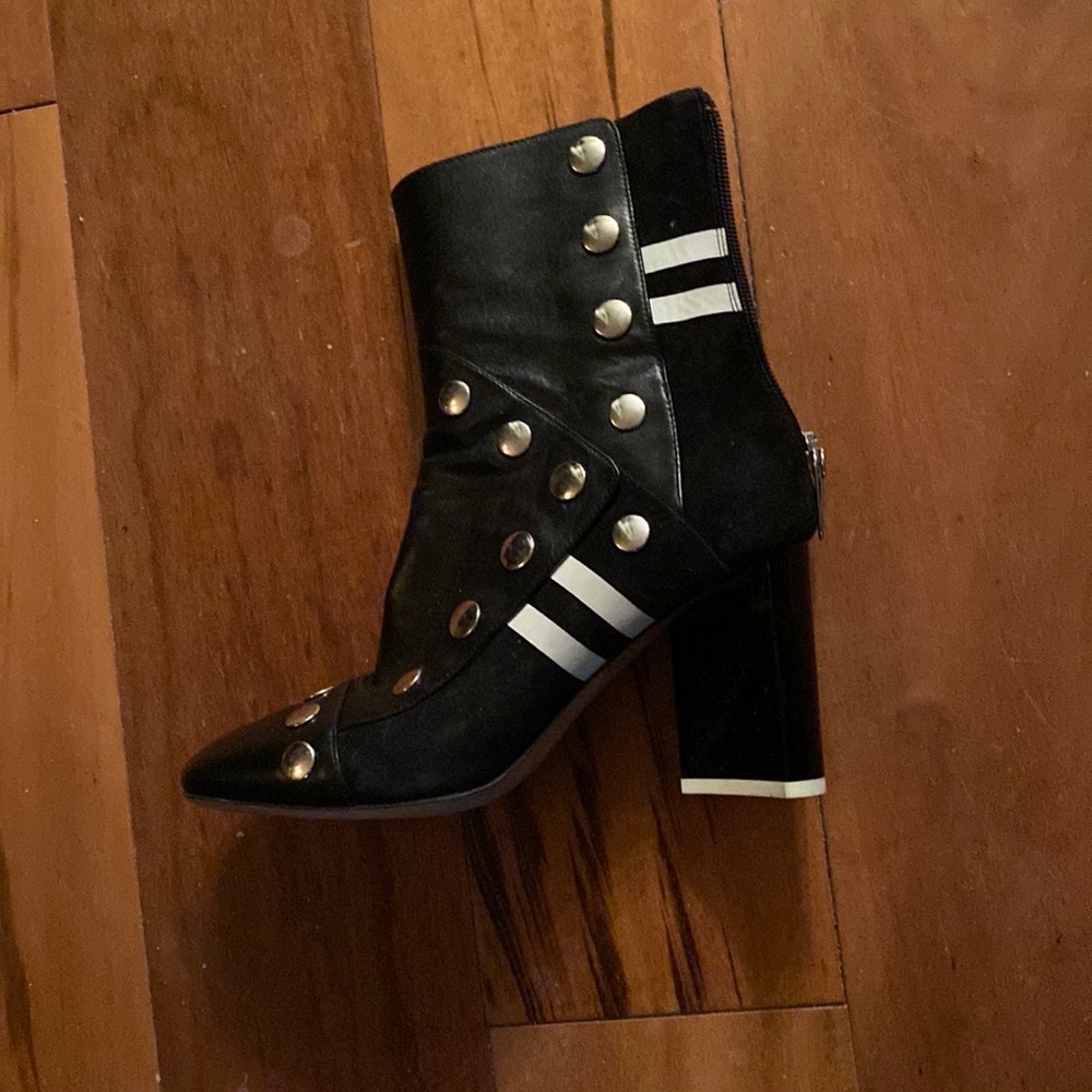 Madison Matgiella brand new from Paris size 37 US 7